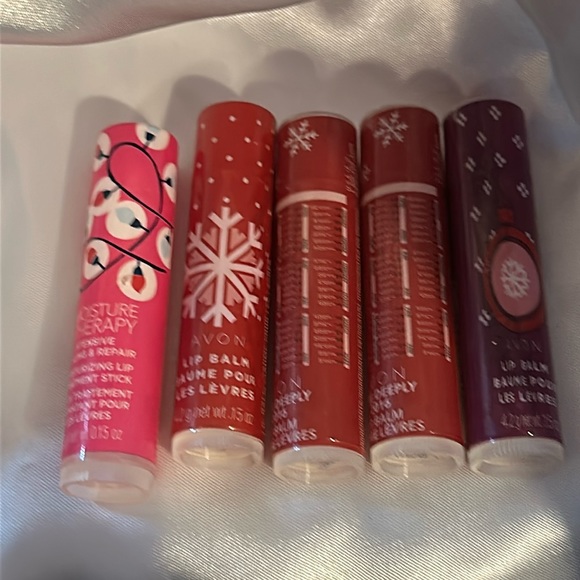 Five AVON Lip Balms in Festive wraps - Picture 1 of 1